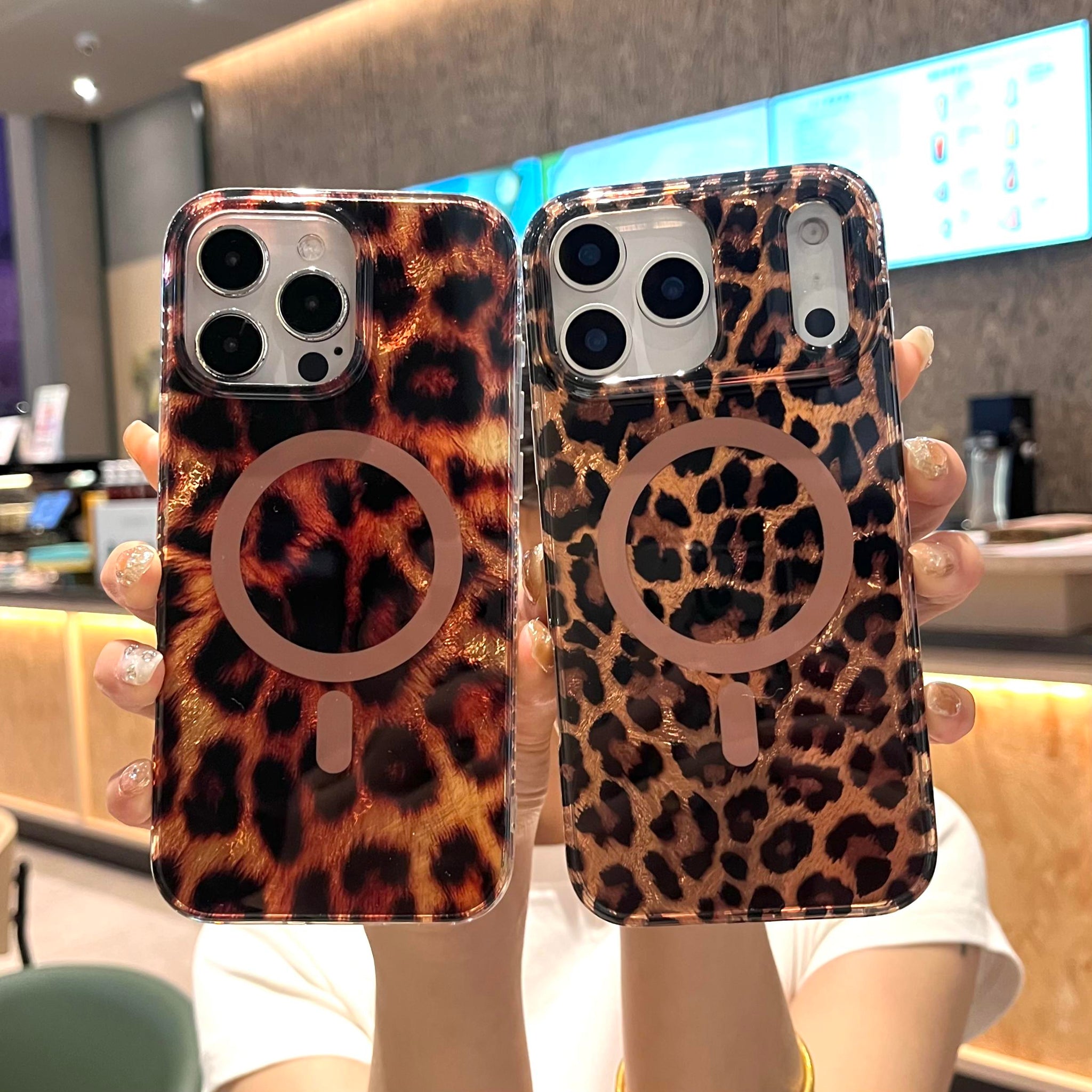 Leopard Gloss MagSafe Case